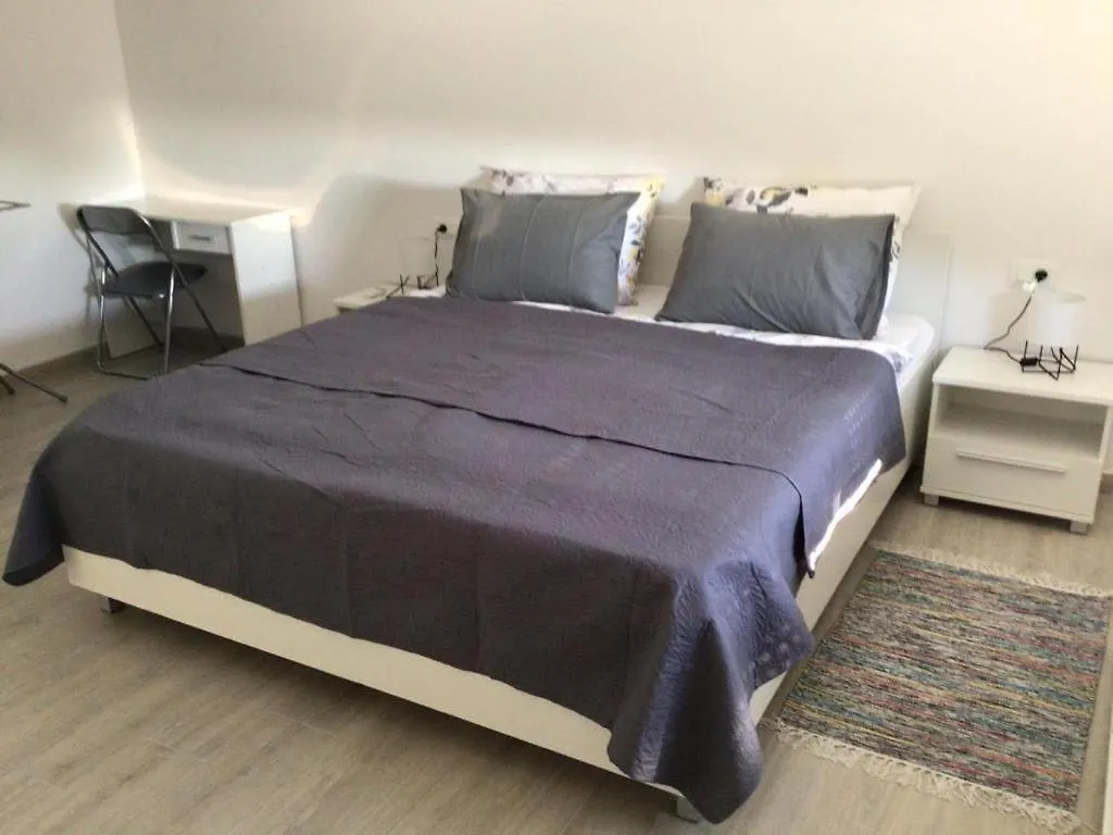 Galeb Apartments Osjecka Ulica 37 Pula Croatia